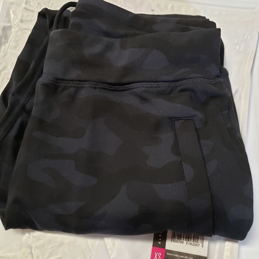 New alphalete joggers